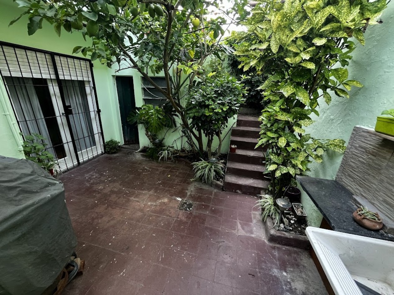 Casa en Excelente Estado con 3 Dormitorios y Garage