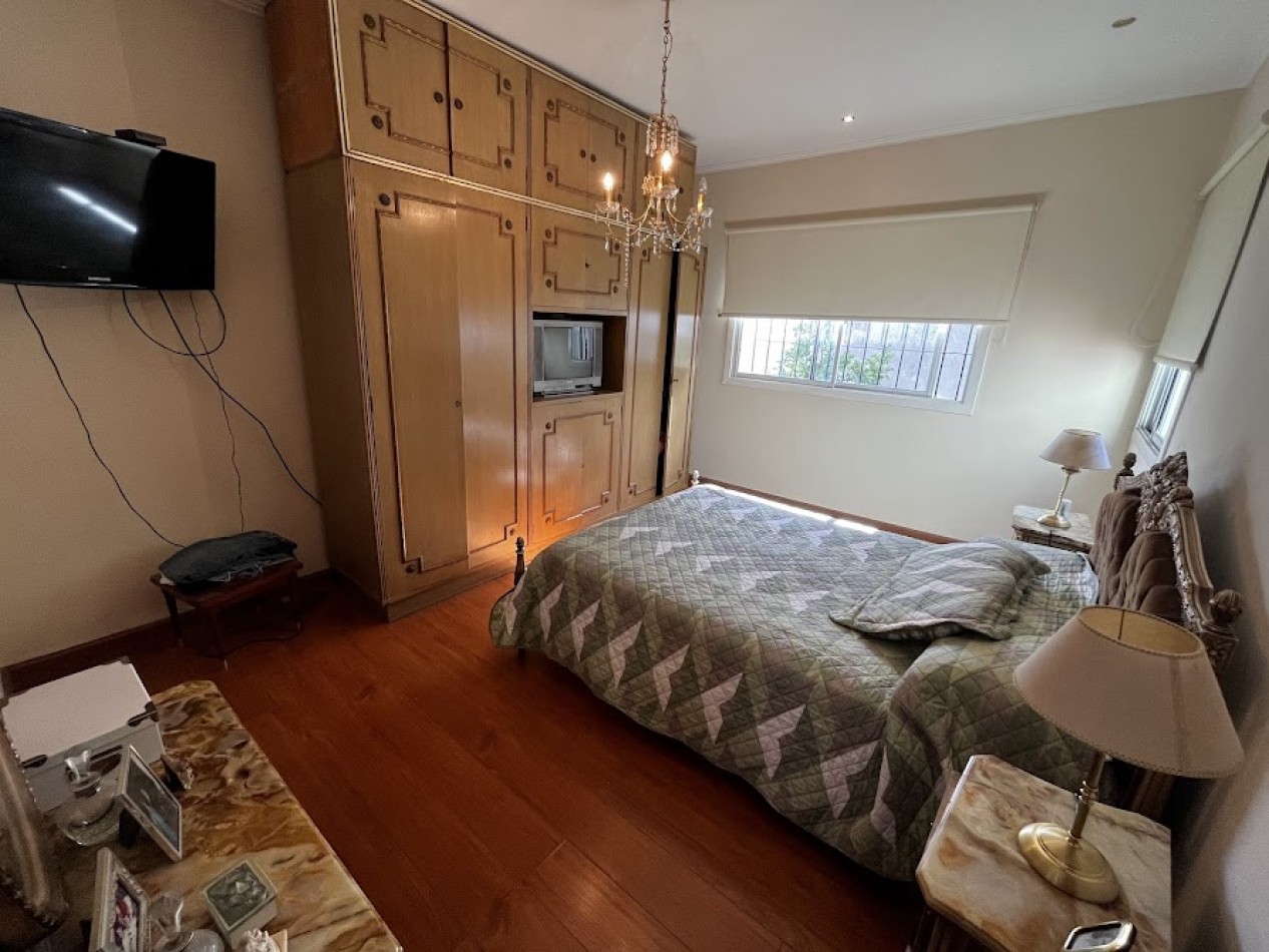 Casa en Excelente Estado con 3 Dormitorios y Garage