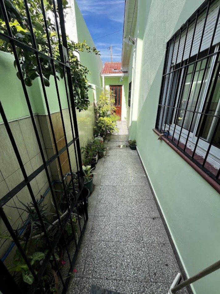 Casa en Excelente Estado con 3 Dormitorios y Garage