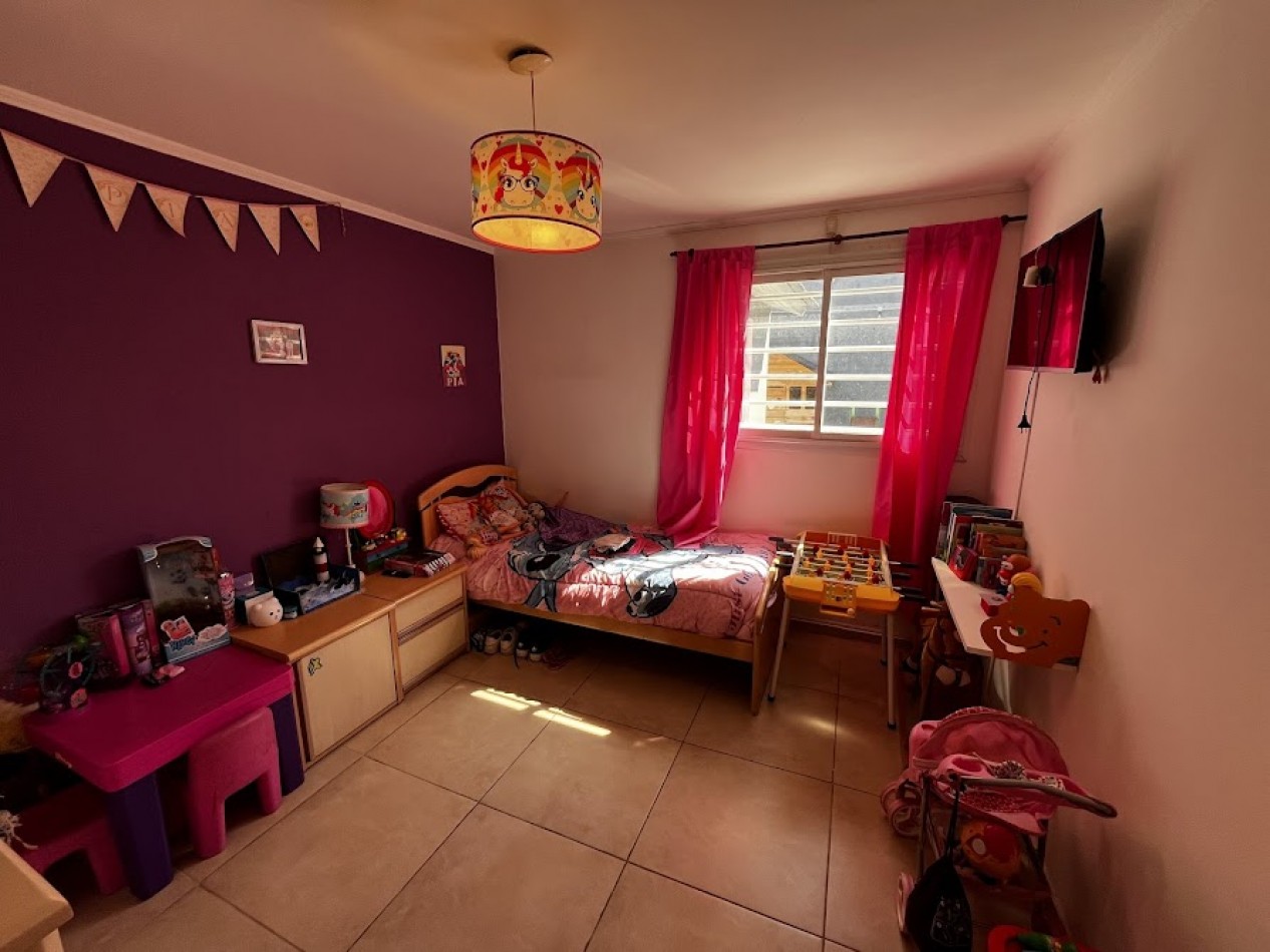 Casa Moderna de 3 Ambientes con Garage Pasante y Patio amplio