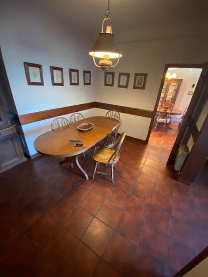Chalet 4 ambientes sobre lote de 468 mts. Divino Rostro