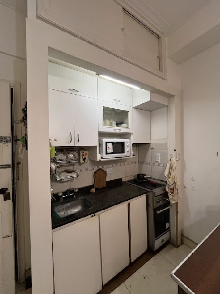 Departamento 2 amb al frente zona Varese