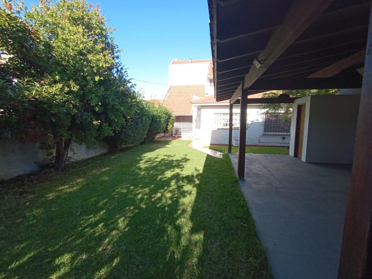 Chalet 5 amb con garage y amplio parque Mogotes 