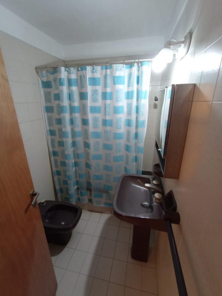 Chalet 5 amb con garage y amplio parque Mogotes 