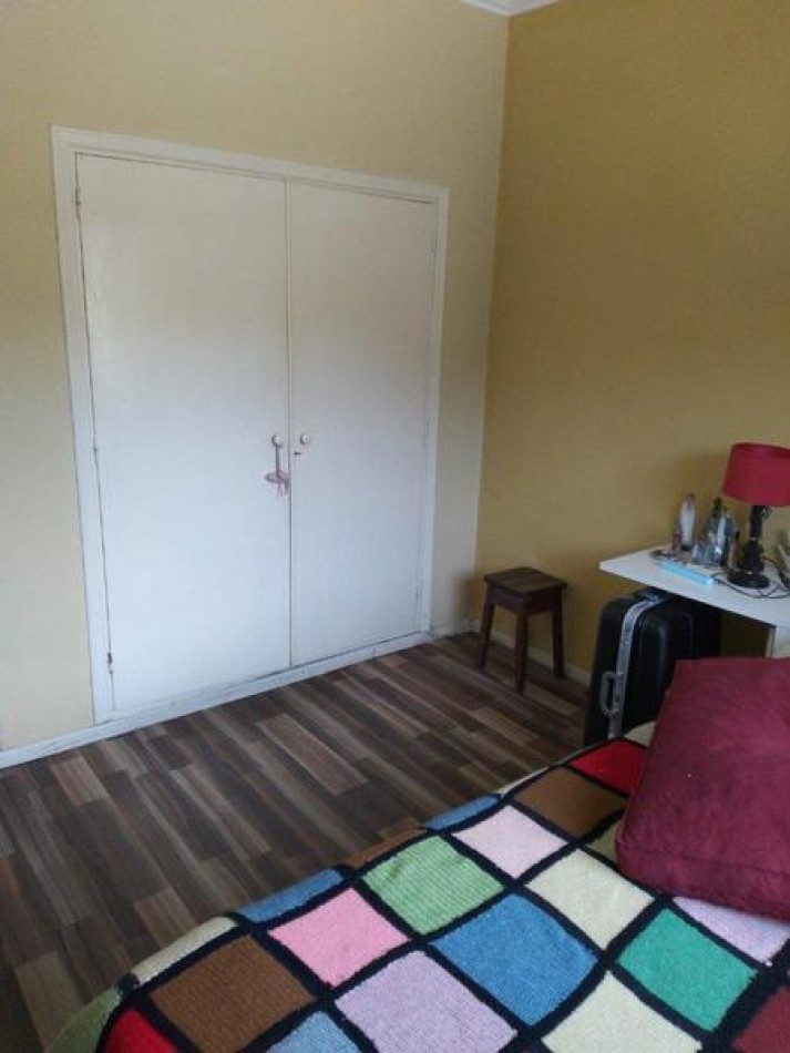 Casa de 3 Ambientes con Garage Doble, Quincho y Patio - A 100 mts de Av. Luro