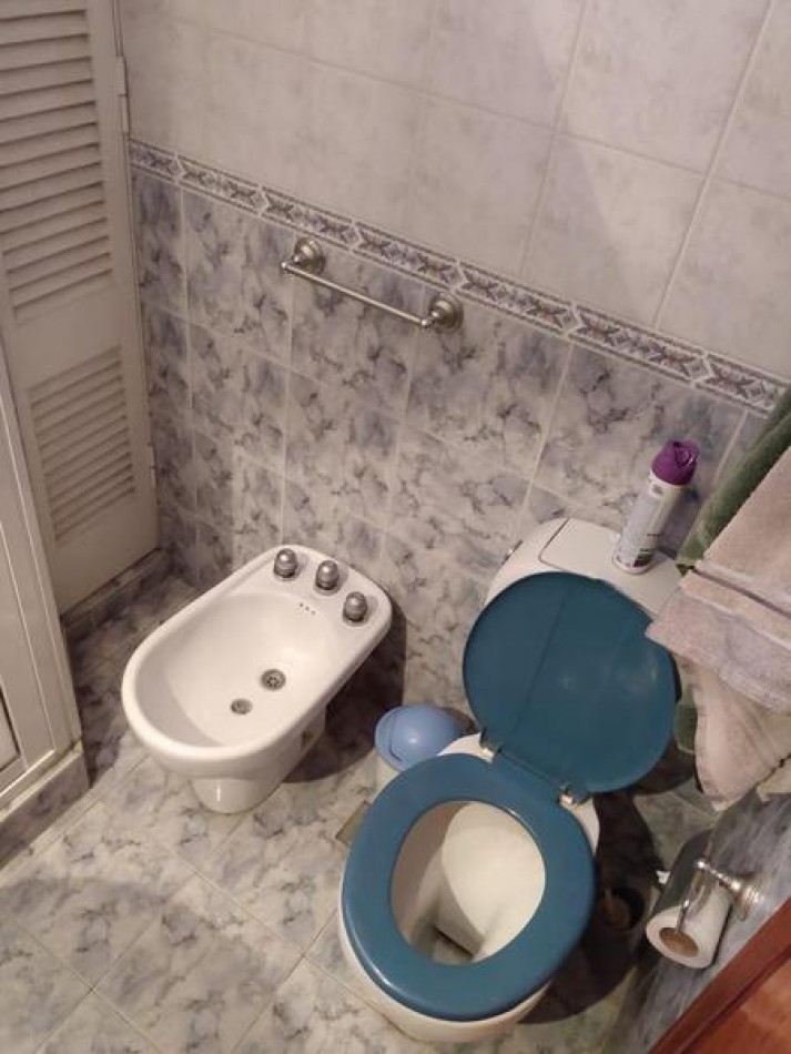 Venta de Propiedad Multifuncional con Taller y Cocheras para 7 Autos