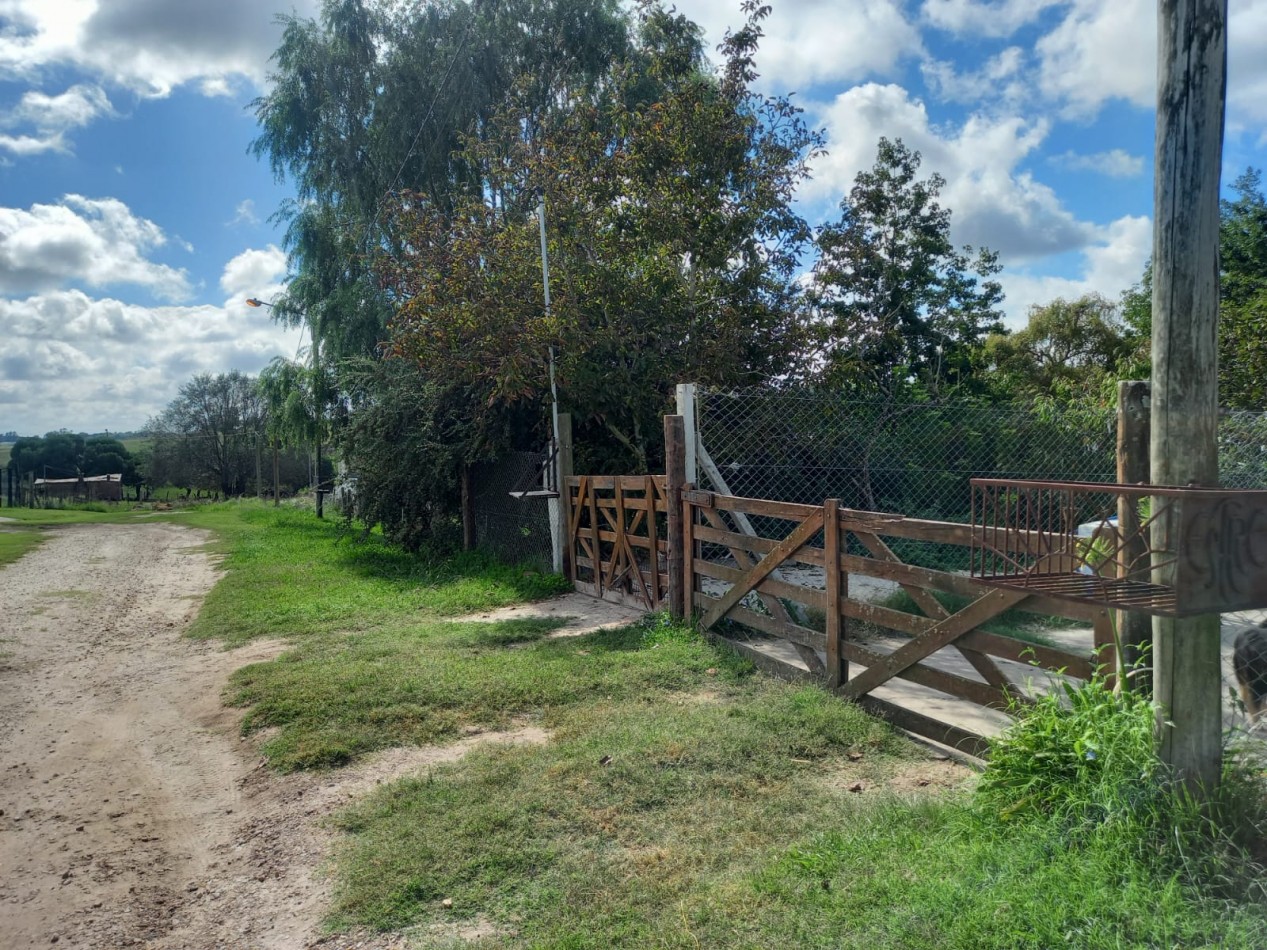 Dos Viviendas Independientes con Piscina en Lote de 1000 m² 