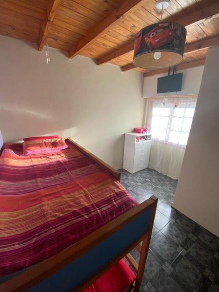 Chalet Multifuncional con Dependencia y Local al Frente - Excelente Ubicacion