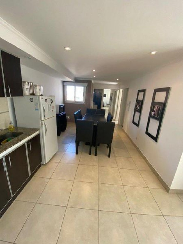 Departamento 3 Ambientes con Vista Parcial al Mar 