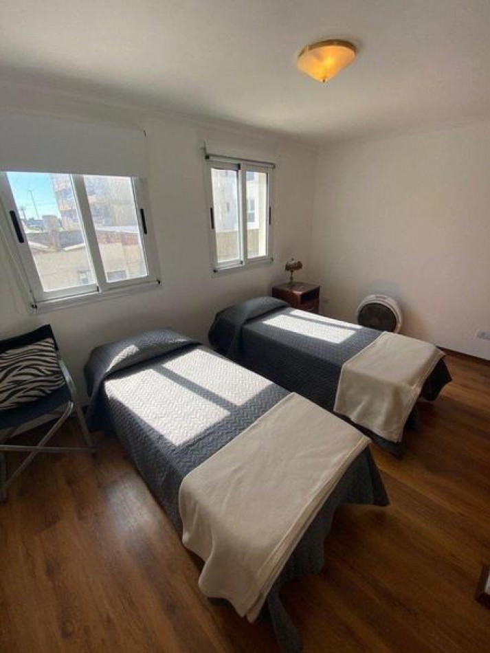 Departamento 3 Ambientes con Vista Parcial al Mar 
