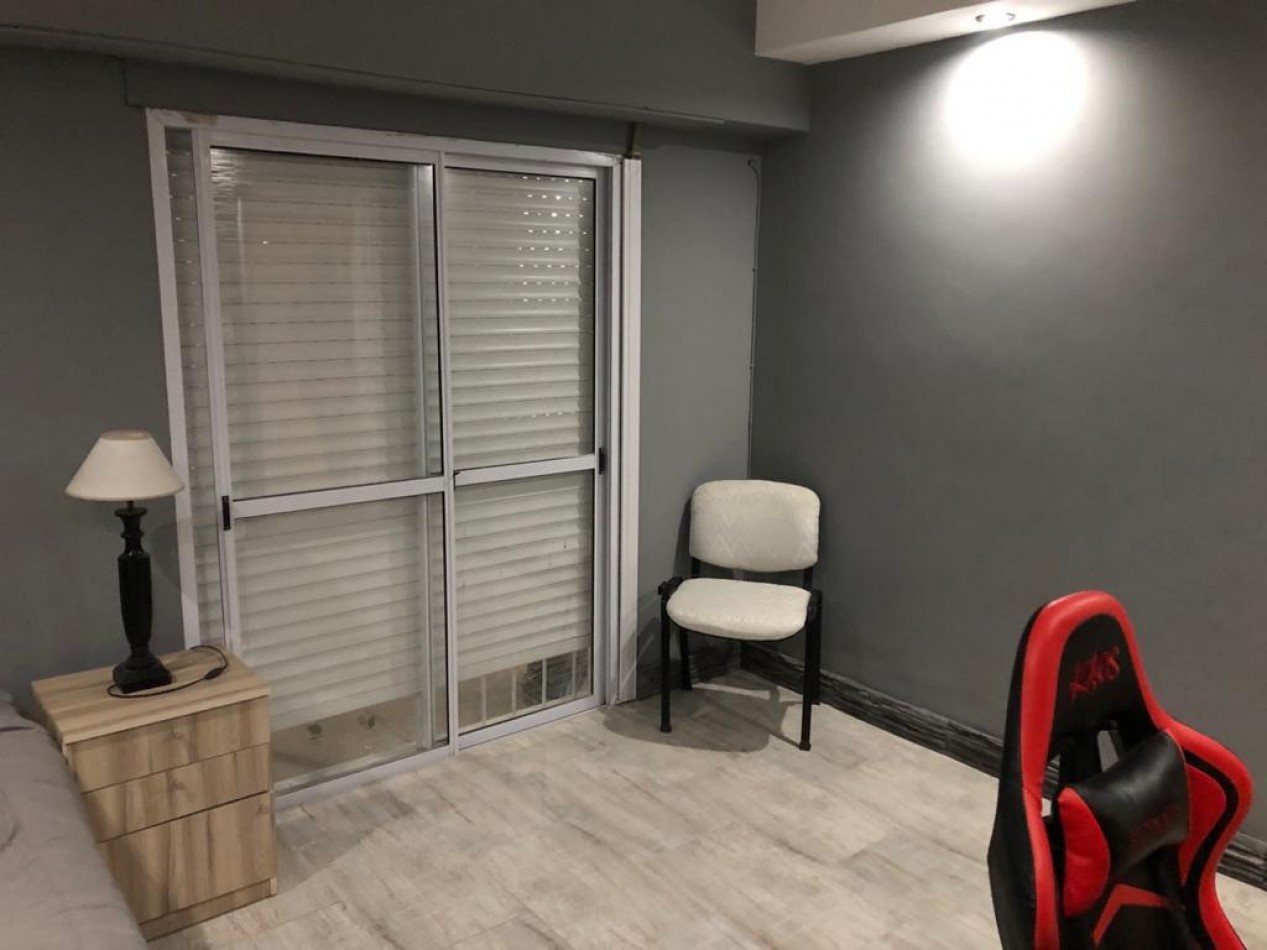 Casa de 4 Ambientes con Parque de 430 mt2 y Quincho 