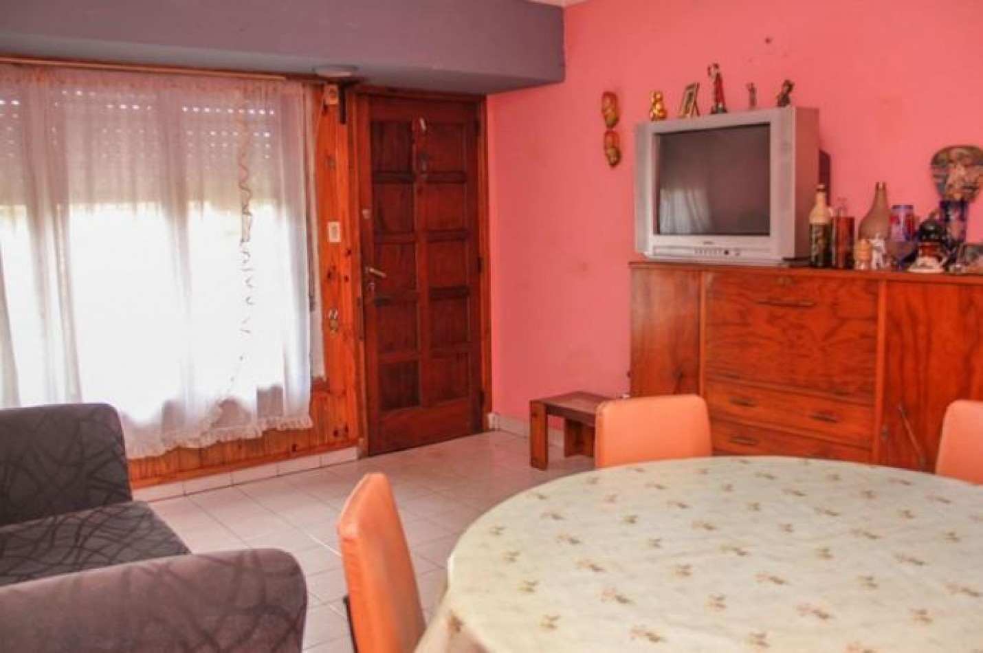 Casa 3 amb. + departamento con entrada independiente