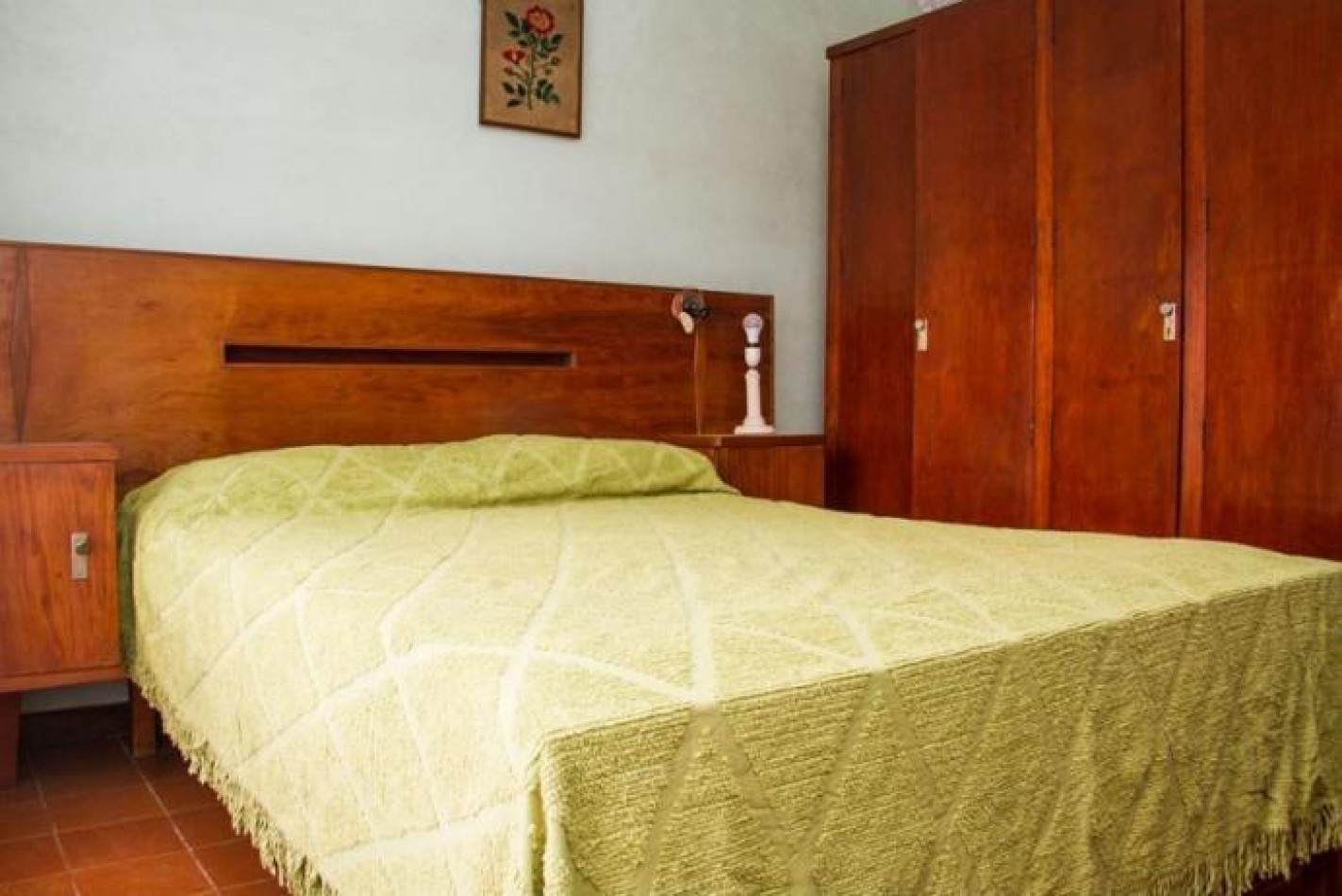 Casa 3 amb. + departamento con entrada independiente