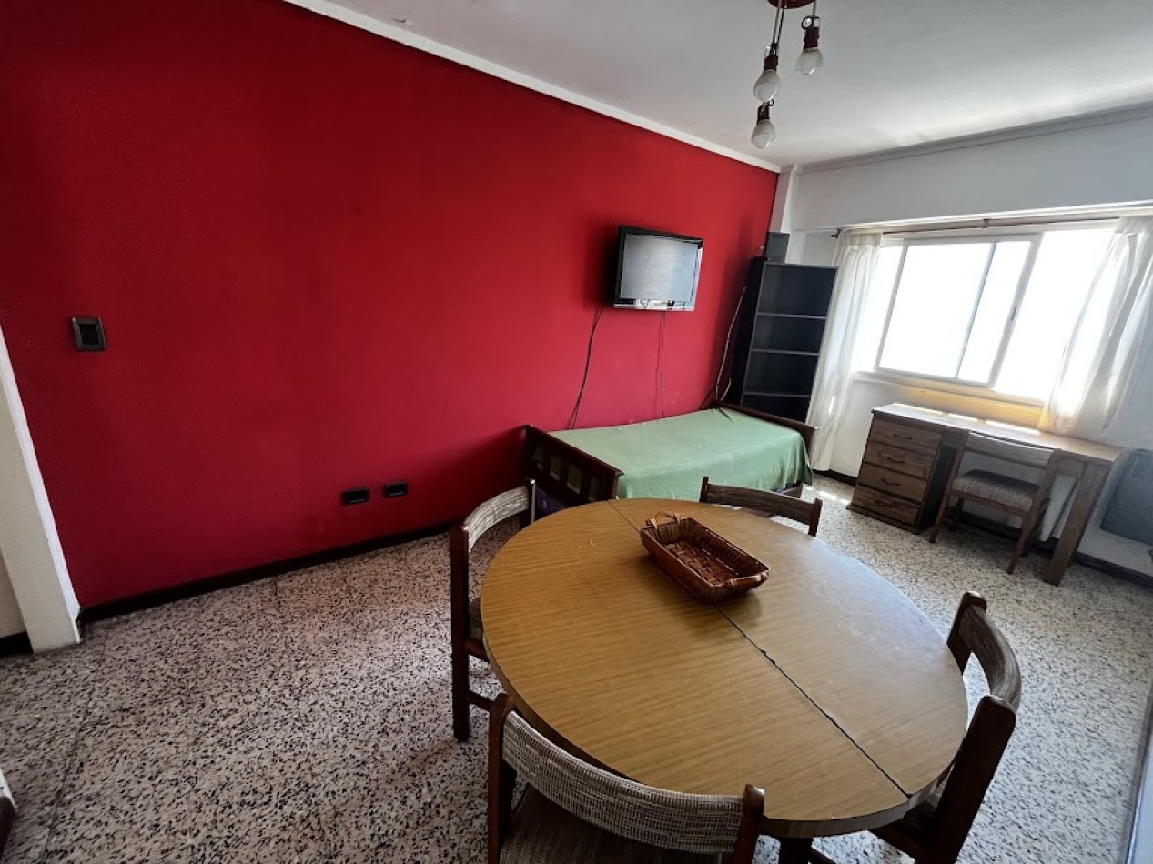 Departamento 2 amb. Plaza Mitre