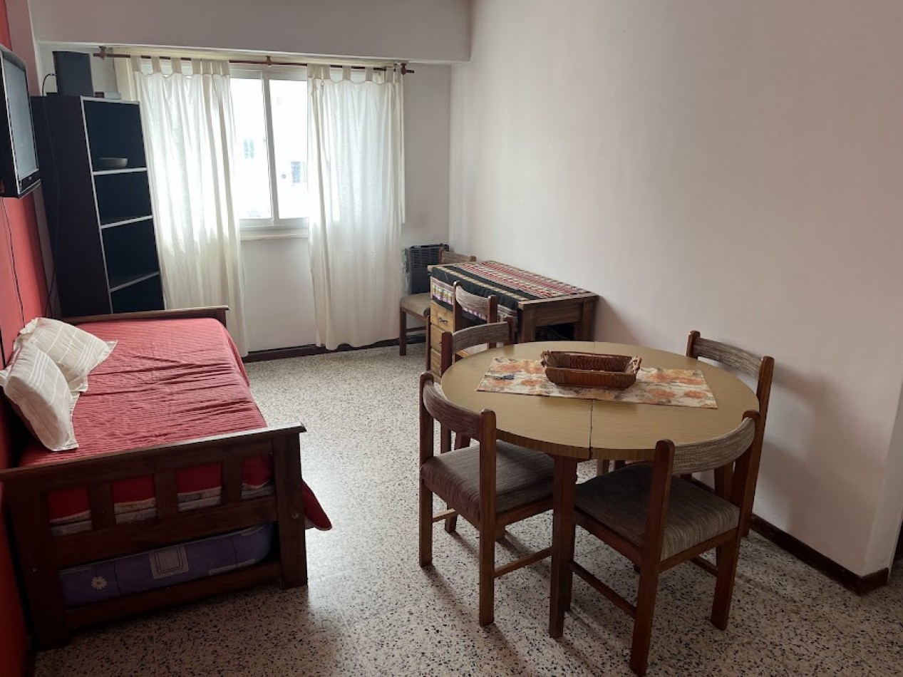 Departamento 2 amb. Plaza Mitre