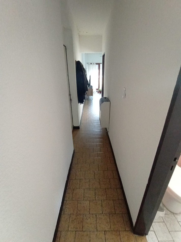 Departamento 2 amb al frente con balcon - La perla