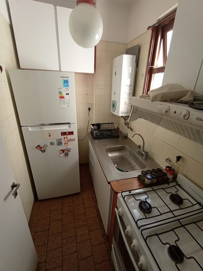 Departamento 2 amb al frente con balcon - La perla