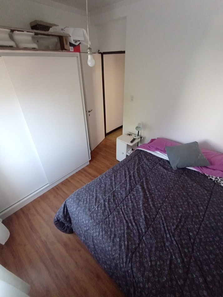 Departamento 2 amb al frente con balcon - La perla
