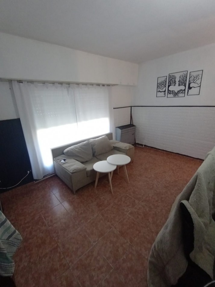 Casa de 3 amb. con parque y cochera