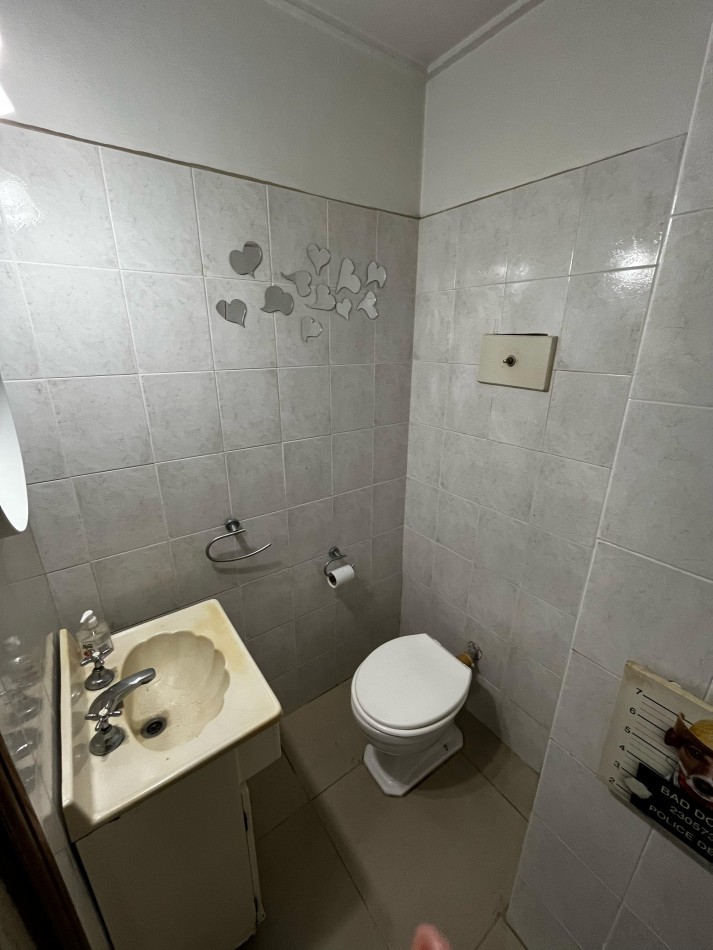 Chalet reciclado, 5 amb. con garage doble y patio 