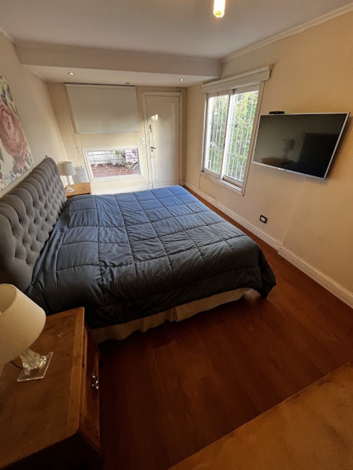 Chalet reciclado, 5 amb. con garage doble y patio 