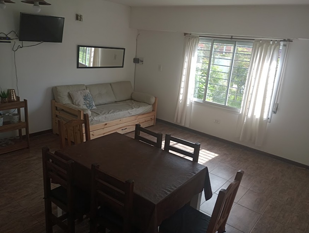Casa en alquiler 24 meses - Camet Norte con amplio parque y excelente orientacion