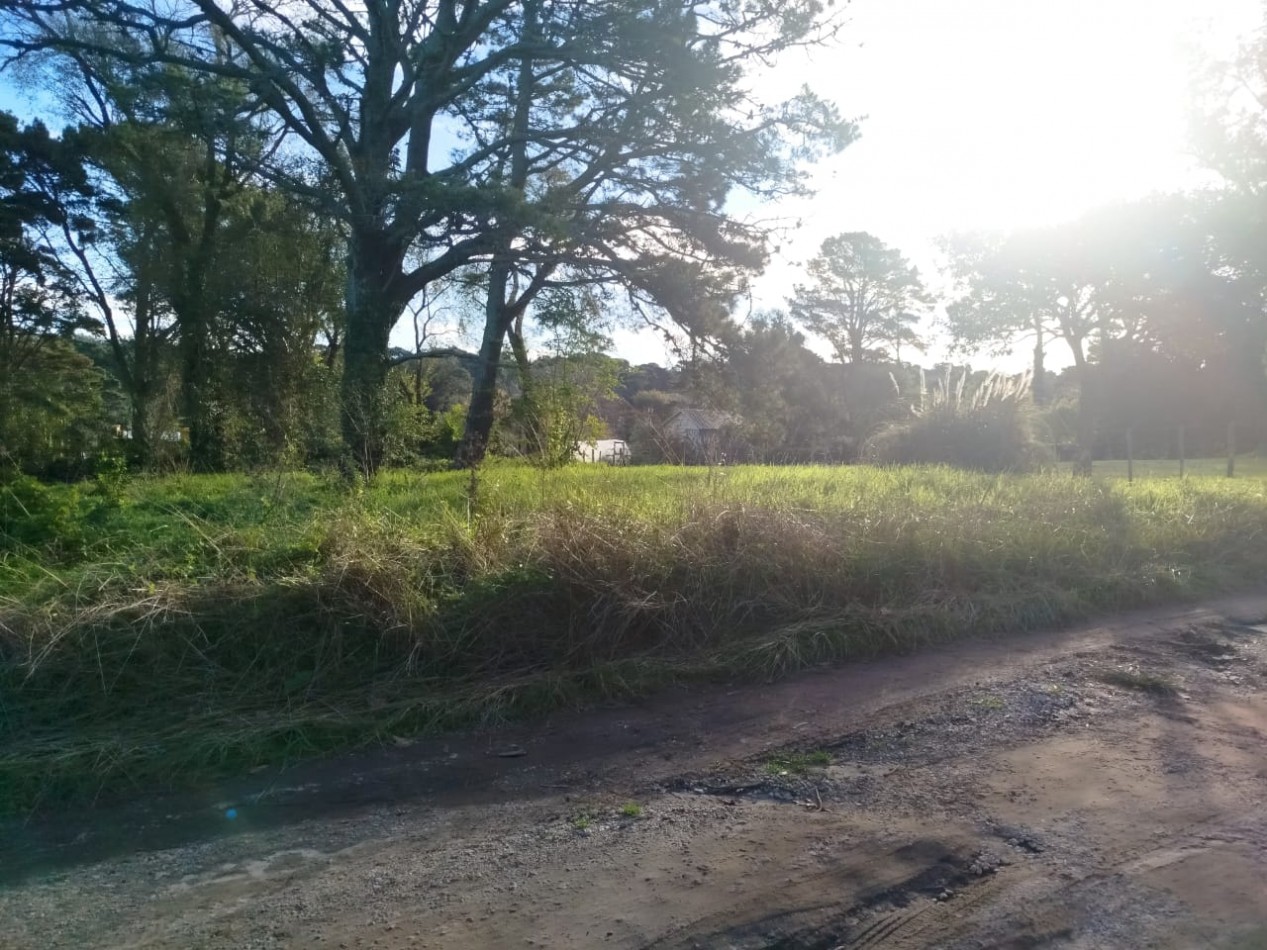 Gran lote de 680 m² con servicios y excelente orientacion- Sierra de los Padres