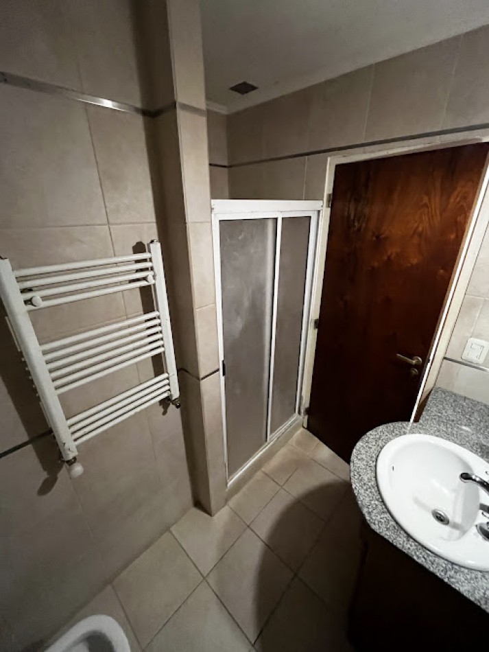 ALQUILER 24 MESES Oportunidad unica en Barrio Constitucion - Chalet en dos plantas