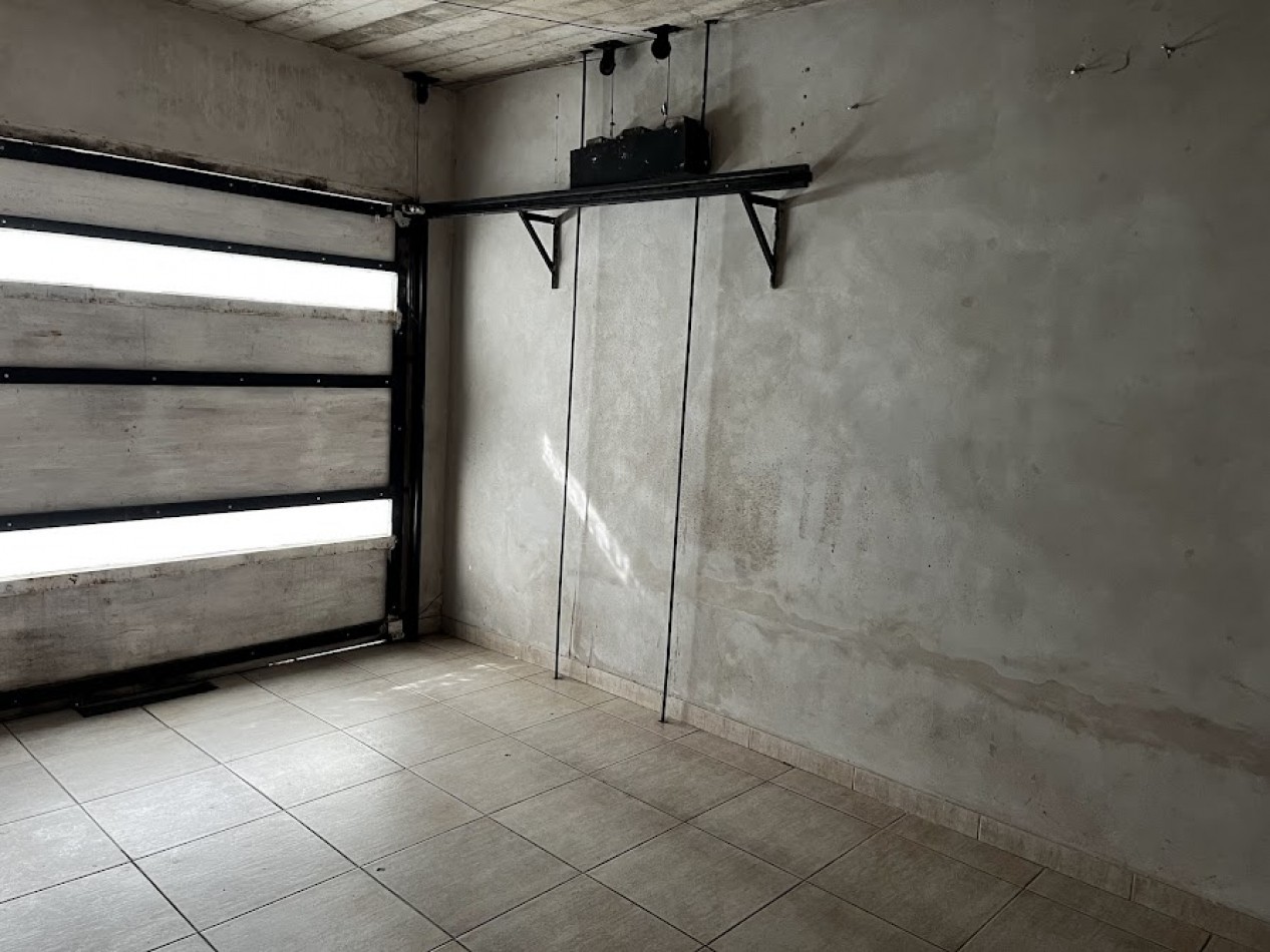 ALQUILER 24 MESES Oportunidad unica en Barrio Constitucion - Chalet en dos plantas