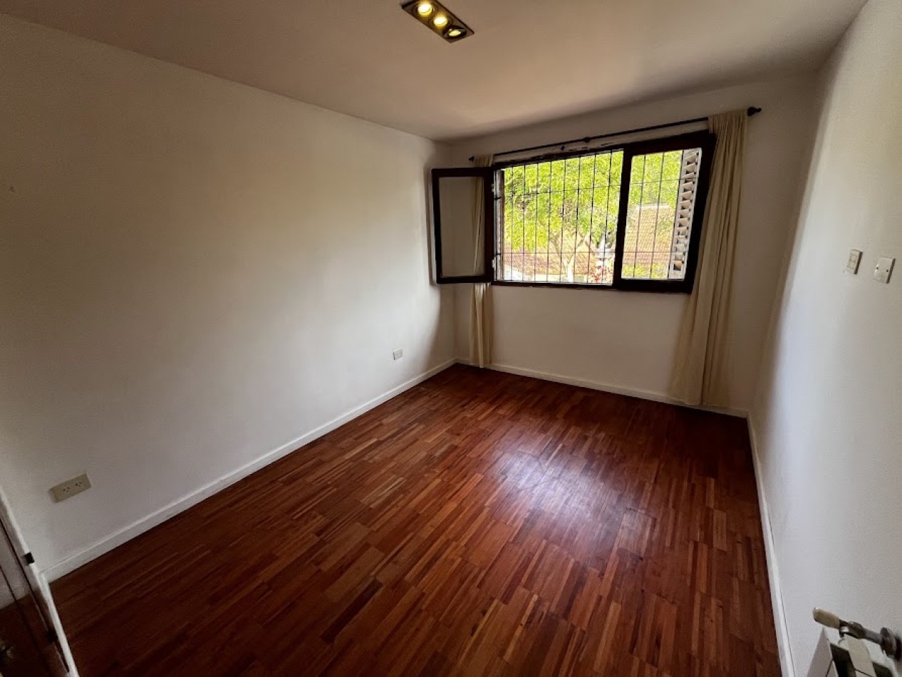 ALQUILER 24 MESES Oportunidad unica en Barrio Constitucion - Chalet en dos plantas