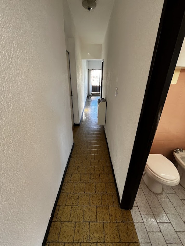 Departamento 2 amb al frente con balcon - La perla APTO CREDITO