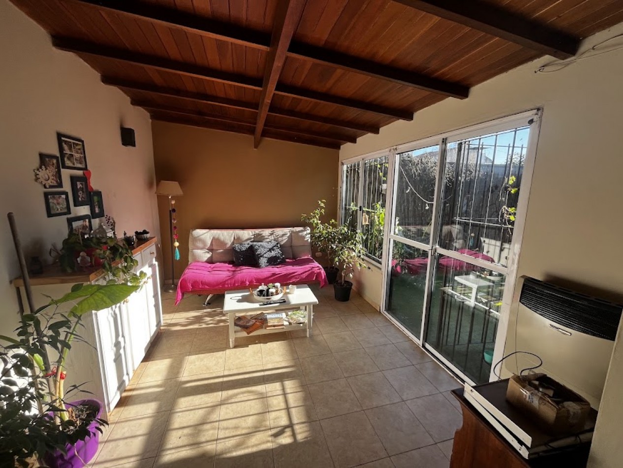 PH de 3 Ambientes con Patio y Diseño Moderno