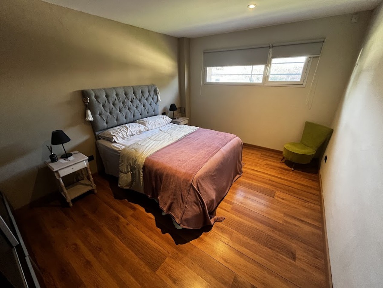 PH de 3 Ambientes con Patio y Diseño Moderno