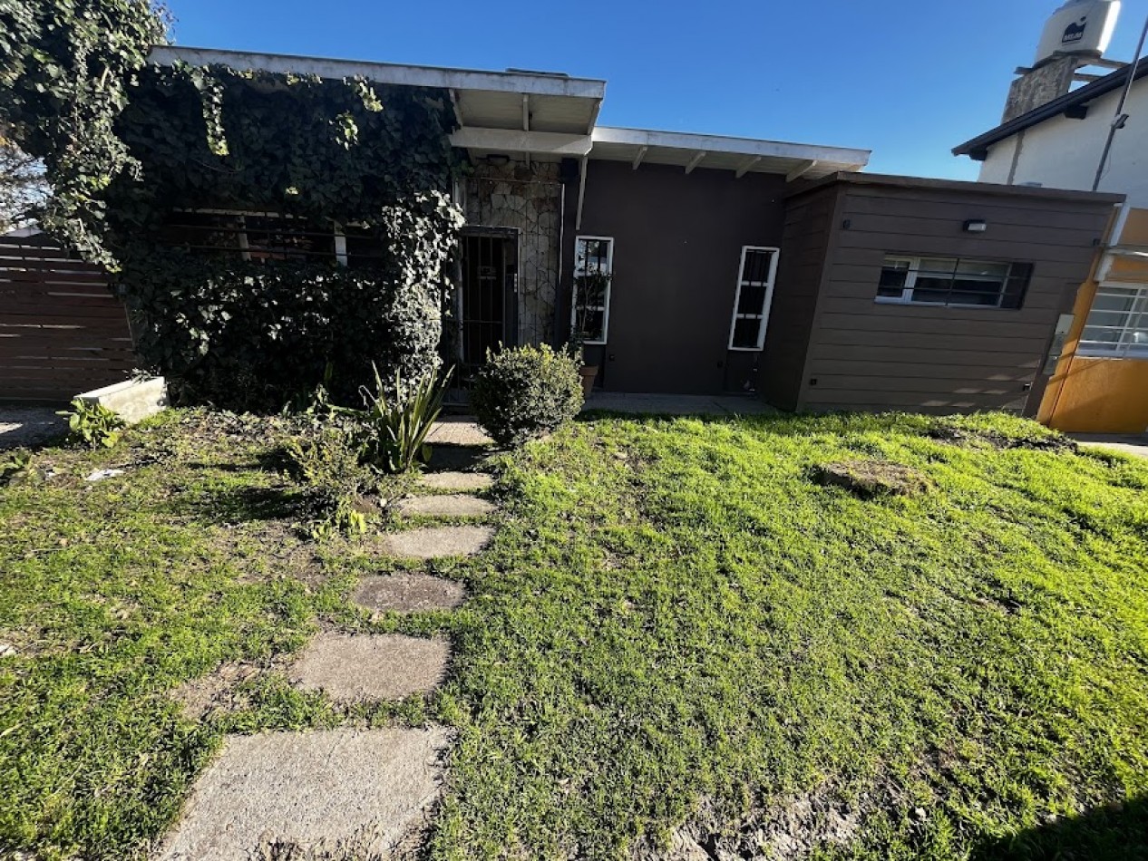 PH de 3 Ambientes con Patio y Diseño Moderno