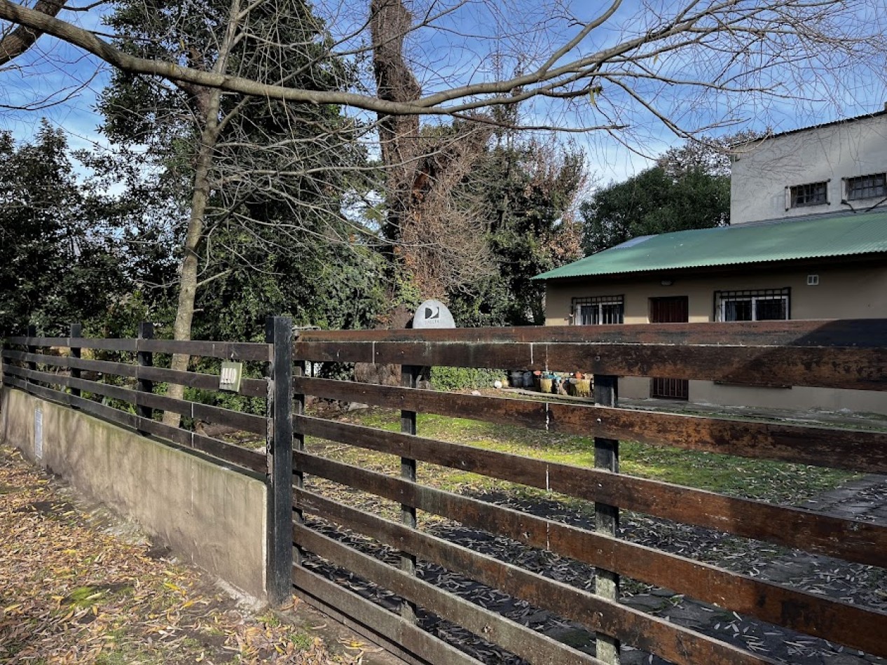 Casa lista para disfrutar - 3 ambientes con gas natural , parque y excelente ubicacion  -ACANTILADOS