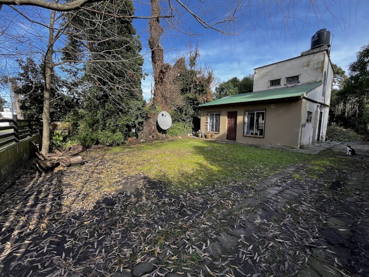 Casa lista para disfrutar - 3 ambientes con gas natural , parque y excelente ubicacion  -ACANTILADOS