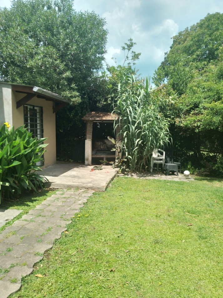 Casa lista para disfrutar - 3 ambientes con gas natural , parque y excelente ubicacion  -ACANTILADOS