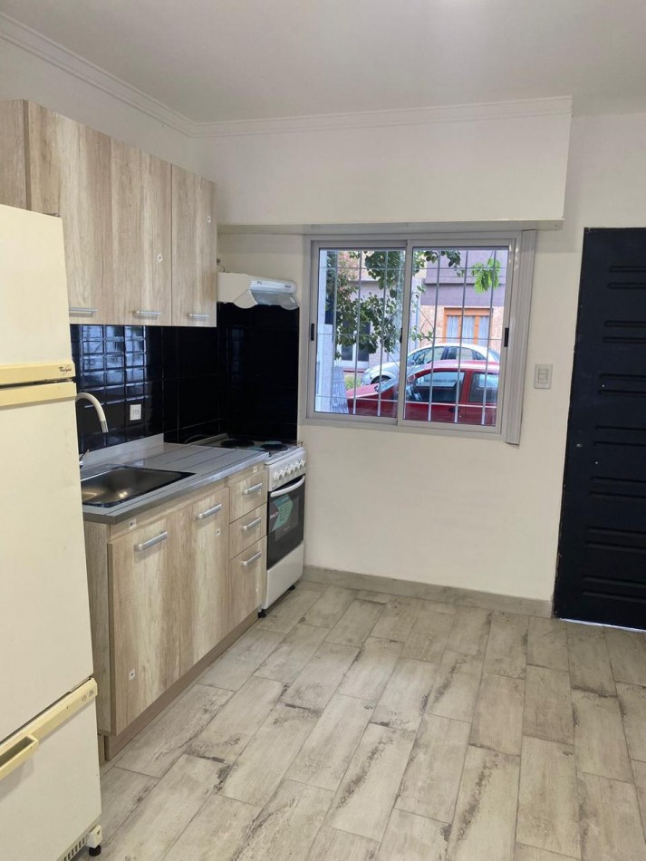 PH Reciclado al Frente con Patio propio -  - Mar del Plata