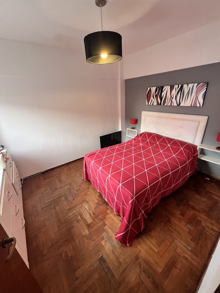 ALQUILER TEMPORAL PARA 5 PERSONAS CON COCHERA Y BALCON - LA PERLA