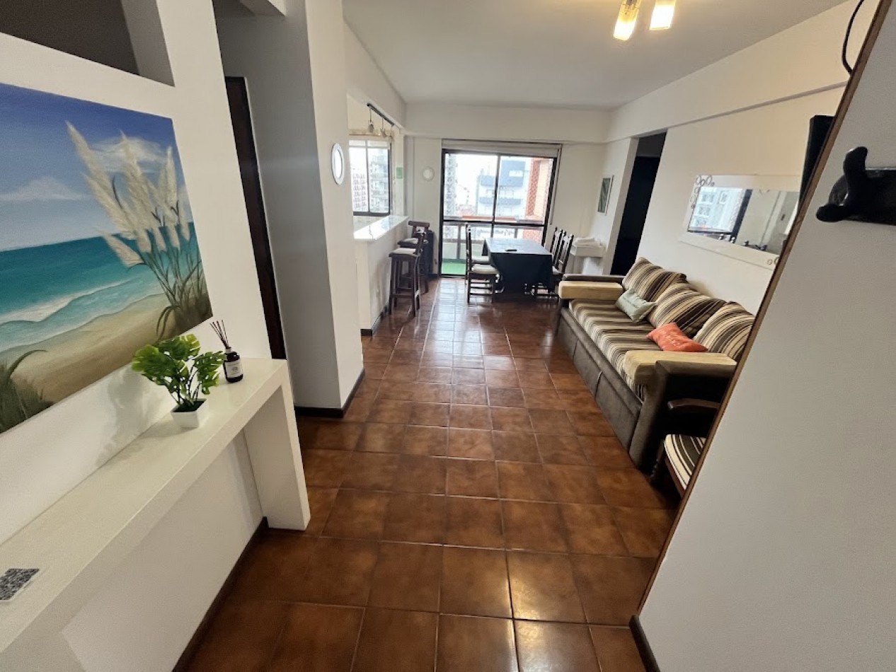 ALQUILER TEMPORAL PARA 5 PERSONAS CON COCHERA Y BALCON - LA PERLA