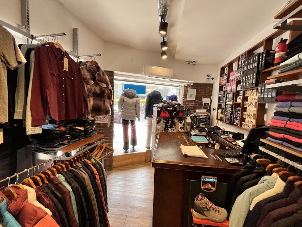 ALQUILER Local en Alem, zona gastronomica y de diseño