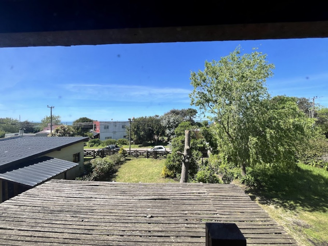 Venta en block - Dos cabañas a metros del mar en Acantilados