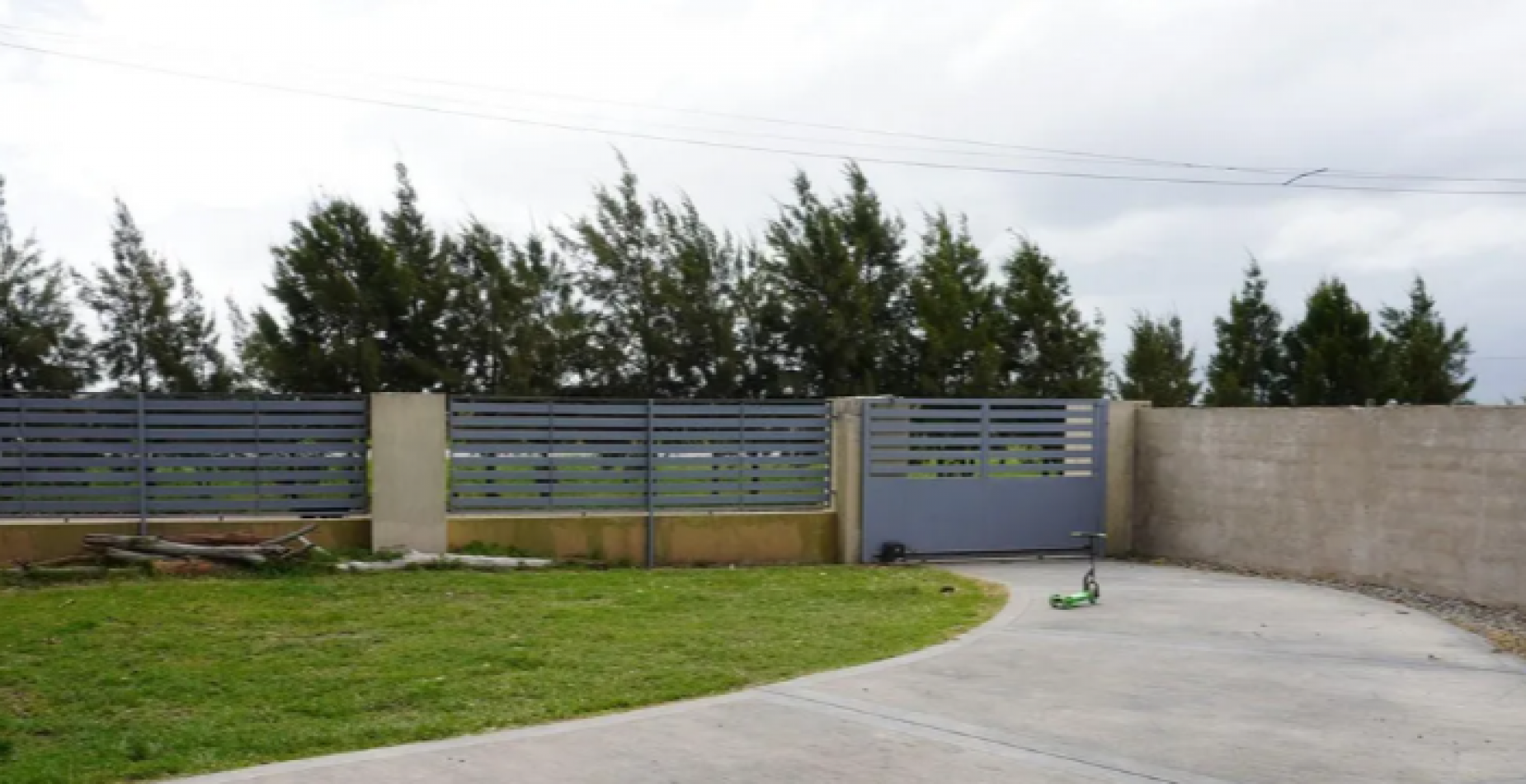 Casa moderna con amplios espacios y excelentes vistas en La Caleta