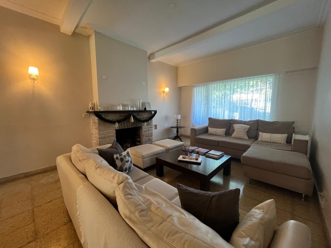 Chalet en Playa Grande para 8 personas - Alquiler Temporario