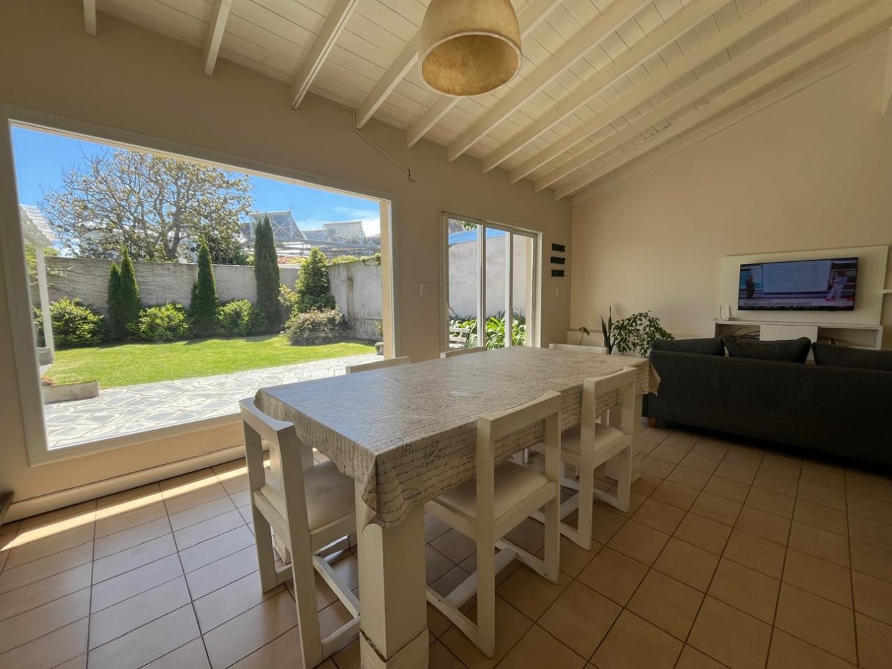 Chalet en Playa Grande para 8 personas - Alquiler Temporario