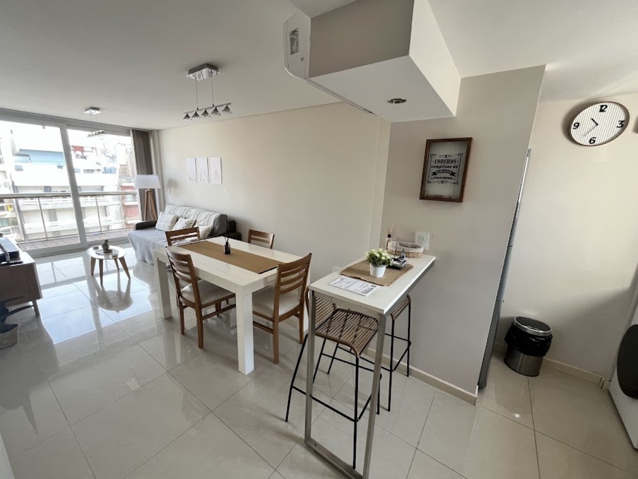 Departamento 2 ambientes de categoria con vista al mar, amoblado, cochera y baulera - Edificio Cronos