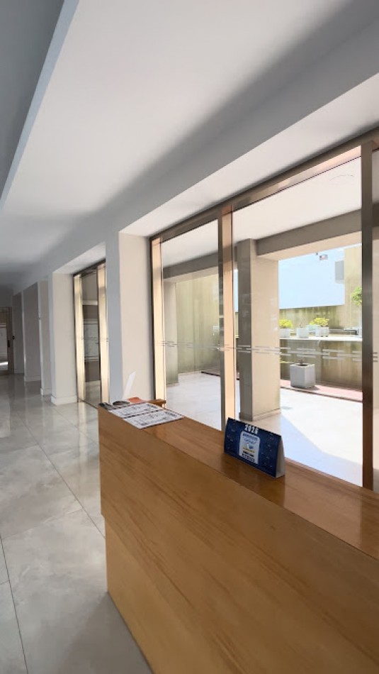 Departamento 2 ambientes de categoria con vista al mar, amoblado, cochera y baulera - Edificio Cronos