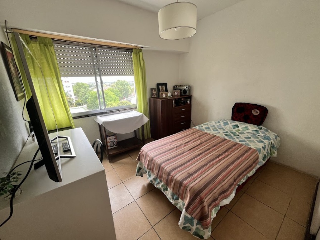 Amplio 4 ambientes con cochera, super luminoso y vistas panoramicas - 100 m² reciclado