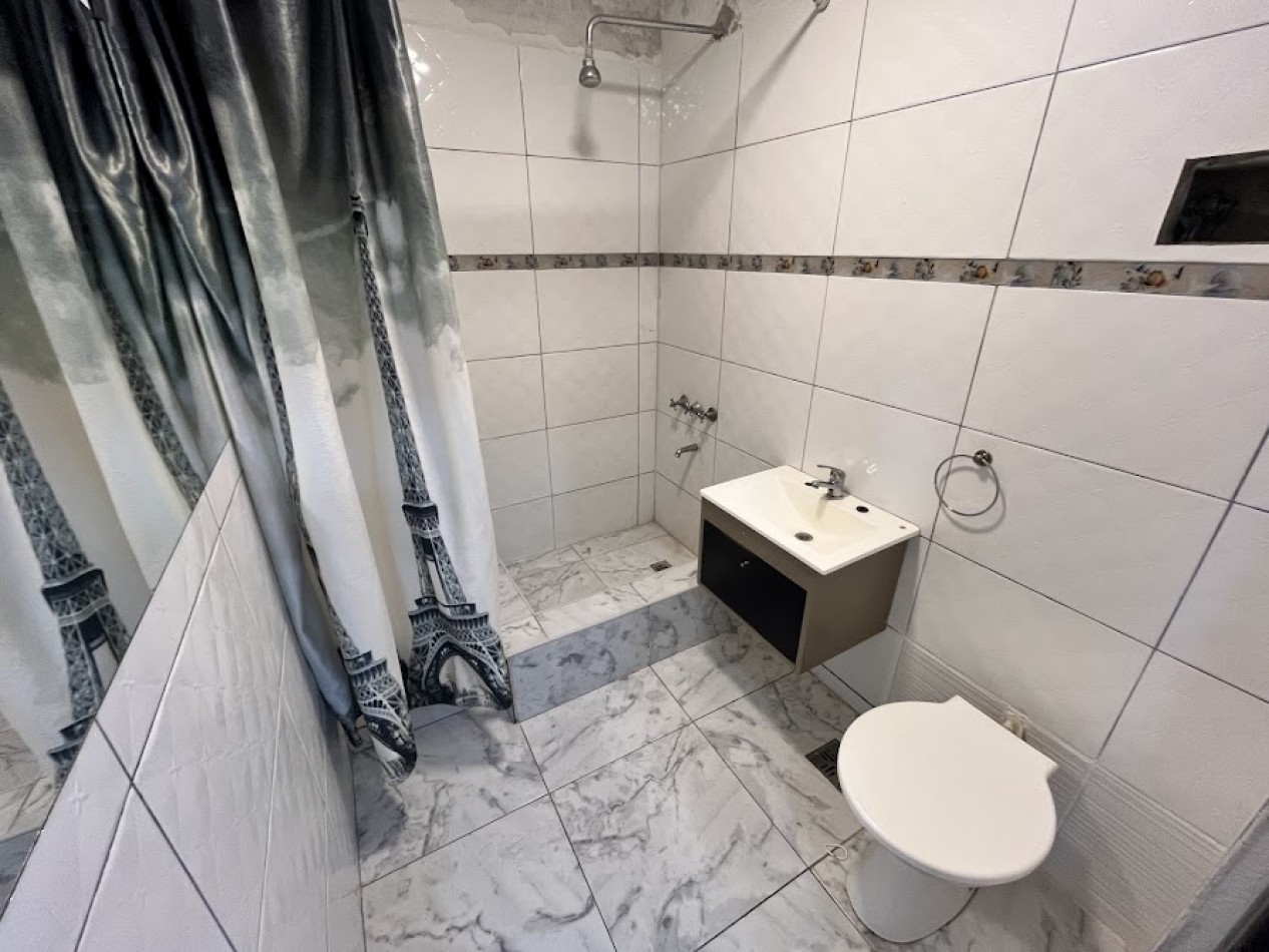 Amplio 4 ambientes con cochera, super luminoso y vistas panoramicas - 100 m² reciclado