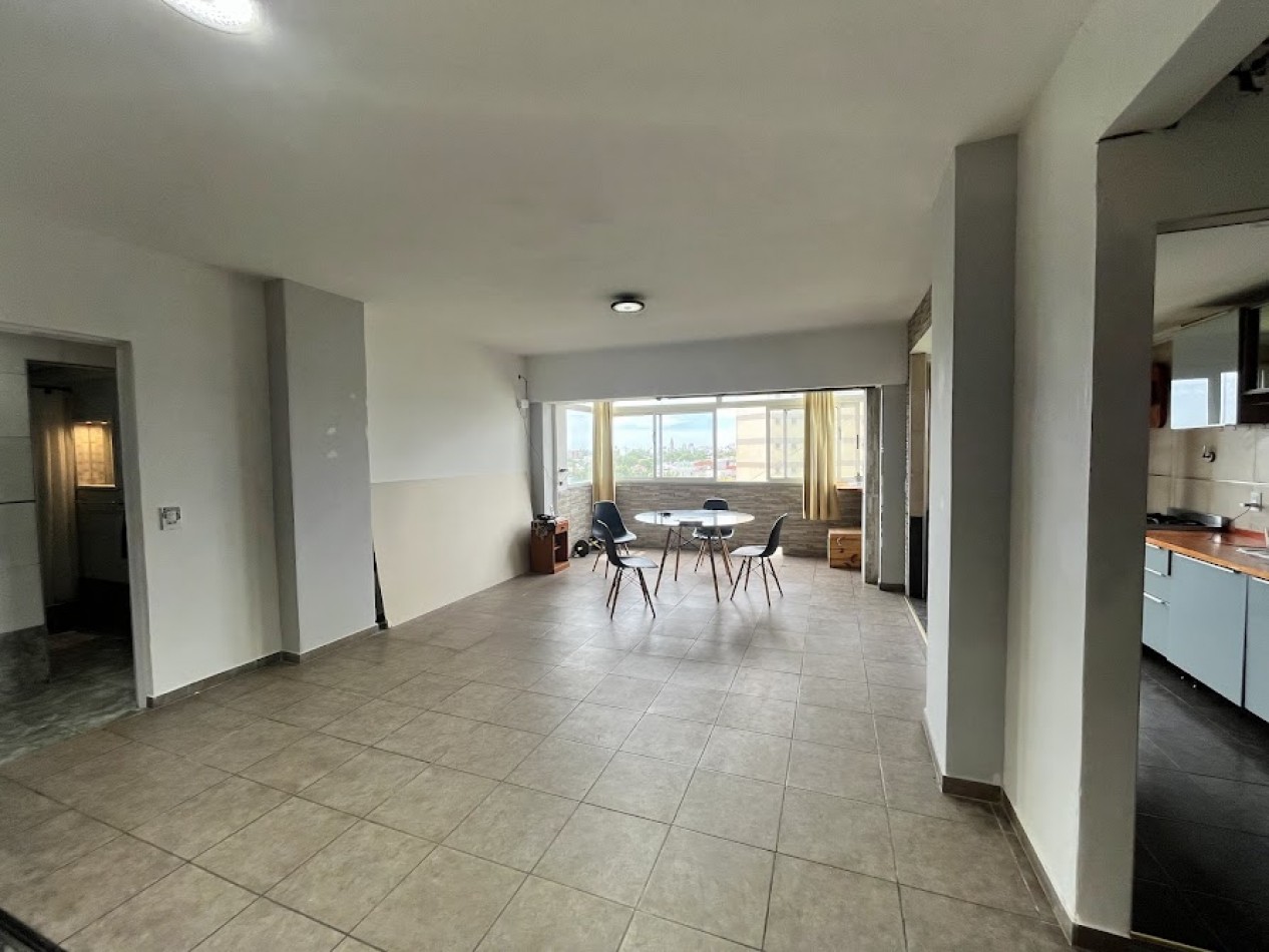 Amplio 4 ambientes con cochera, super luminoso y vistas panoramicas - 100 m² reciclado